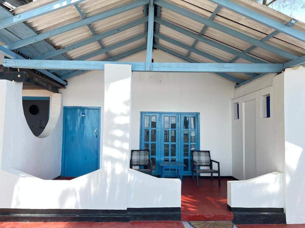 Tsunami Beach Hotel อารูกัมเบย์ ภายนอก รูปภาพ
